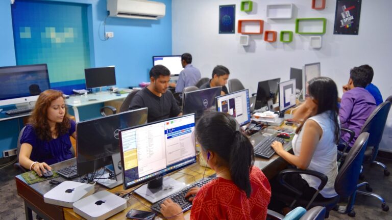 Bridge Consulting India office - workspace 8